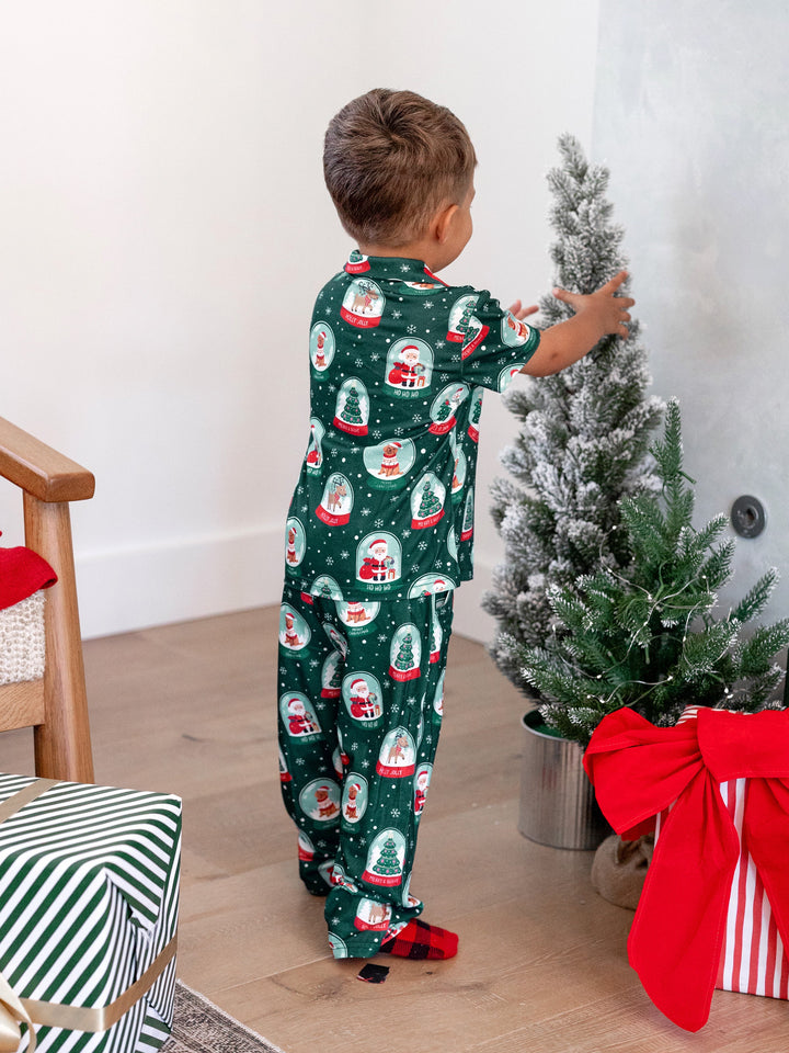 Conjunto de Pijamas Coordinados para a Família com Tema de Natal - Estampa do Pai Natal - Turquesa