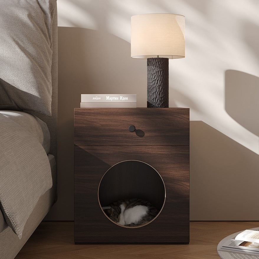 Mesa de Cabeceira em Madeira Razu com Casinha para Gato