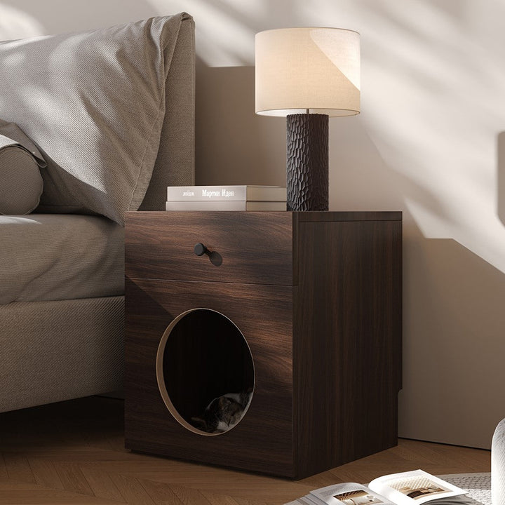 Mesa de Cabeceira em Madeira Razu com Casinha para Gato
