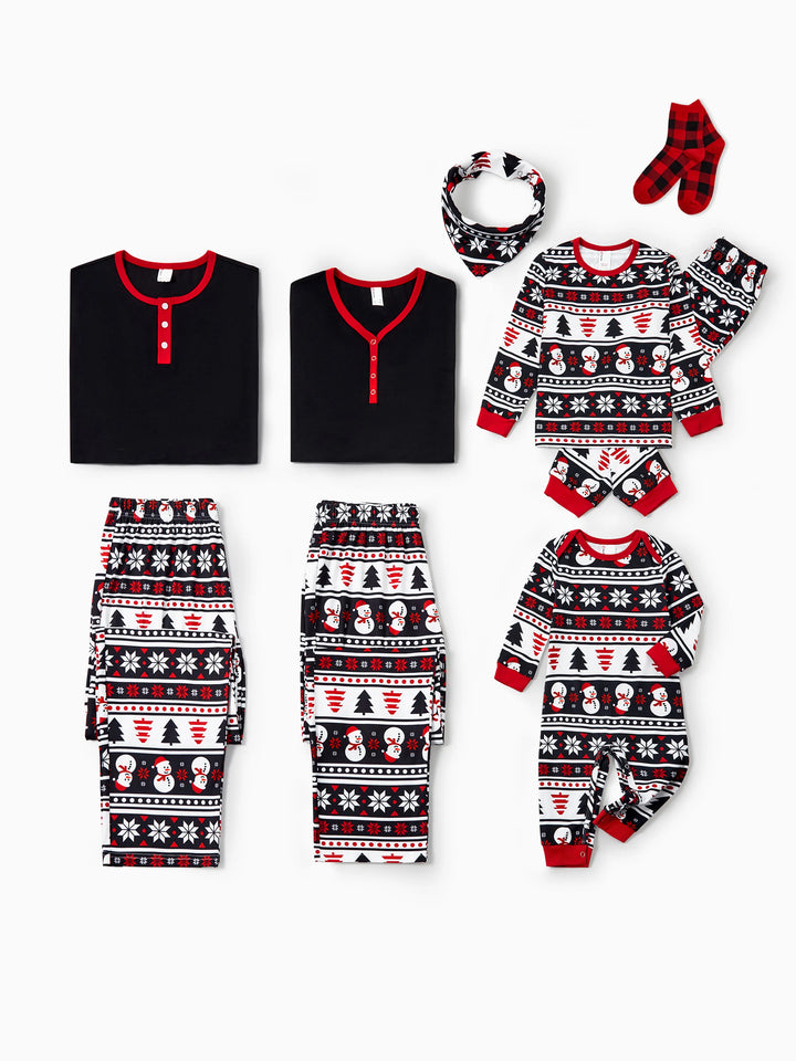 Conjunto de Pijamas de Natal para a Família com Estampa de Boneco de Neve e Árvore de Natal - Pijamas Pretos com Meias de Natal Pretas