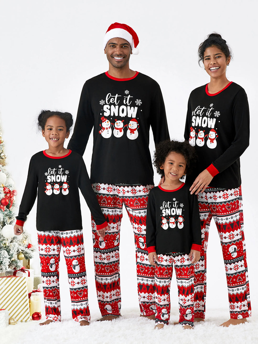 Conjunto de Pijamas de Natal para Famílias com Impressão de Boneco de Neve – PJs de Manga Longa com Meias de Natal – Preto