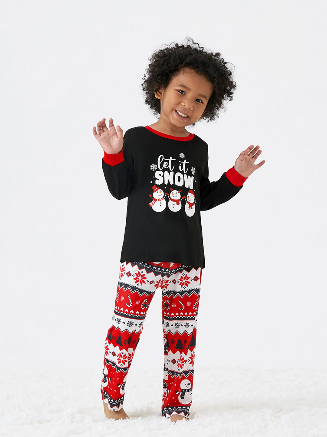 Conjunto de Pijamas de Natal para Famílias com Impressão de Boneco de Neve – PJs de Manga Longa com Meias de Natal – Preto