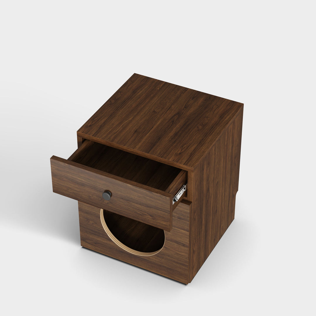 Mesa de Cabeceira em Madeira Razu com Casinha para Gato