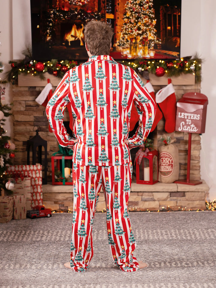 Conjuntos de Pijamas de Manga Longa em Estampa de Árvores com Riscas para a Família, com Meias de Natal - Vermelho
