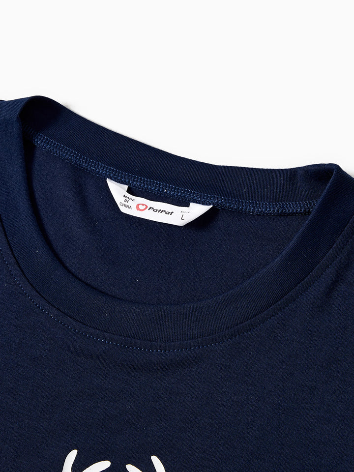 Pijamas de Família em Conjunto com Estampa de Renas de Natal que Brilham no Escuro, com Meias de Natal, Azul Escuro