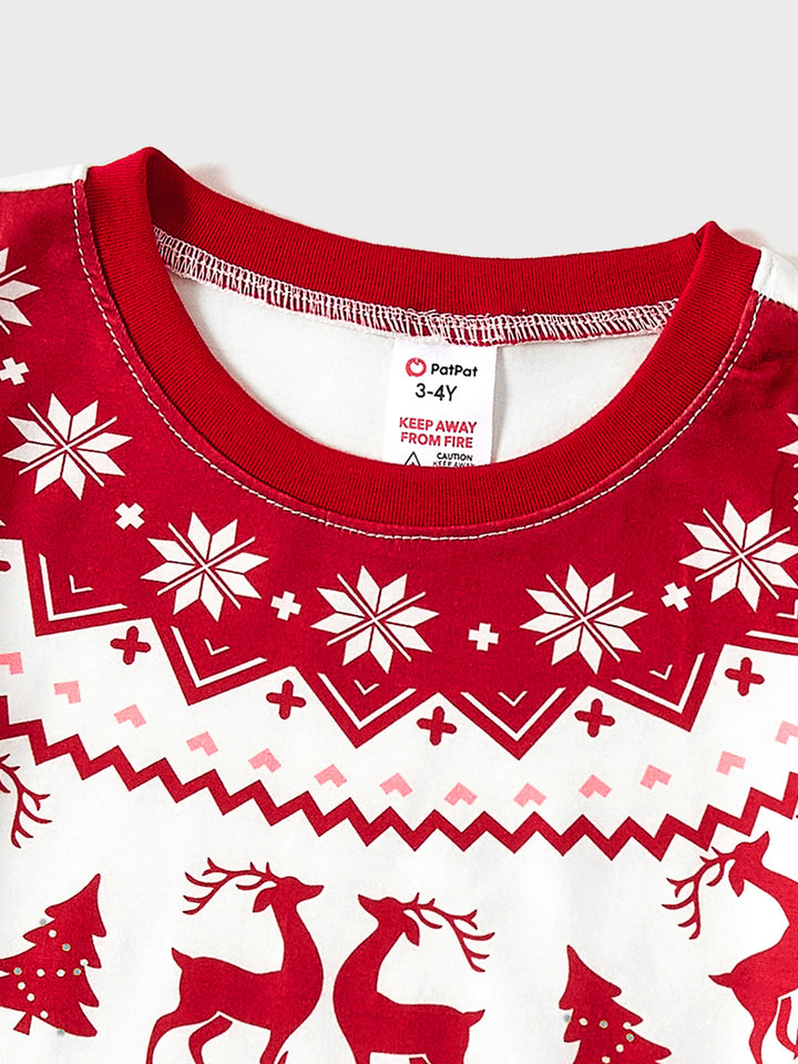 Conjuntos de Pijamas em Família com Estampa de Rena e Flocos de Neve para o Natal, Inclui Meias de Natal Vermelhas