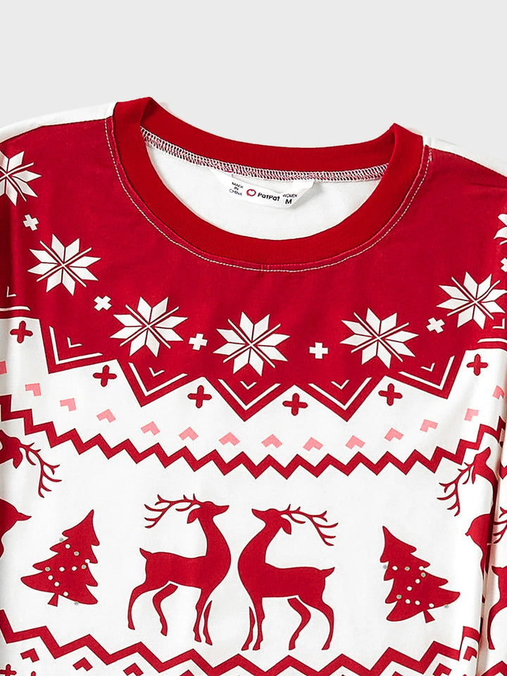 Conjuntos de Pijamas em Família com Estampa de Rena e Flocos de Neve para o Natal, Inclui Meias de Natal Vermelhas