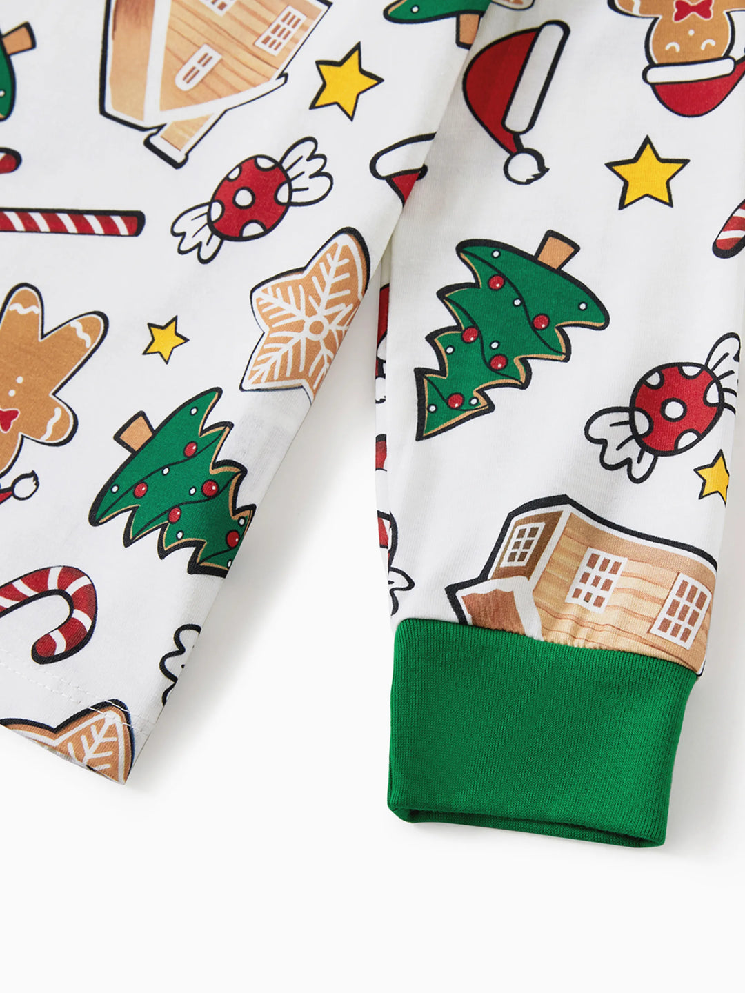 Pijamas de Casa de Gengibre em Conjunto para Família - PJs Verdes de Natal com Meias de Natal Multicores