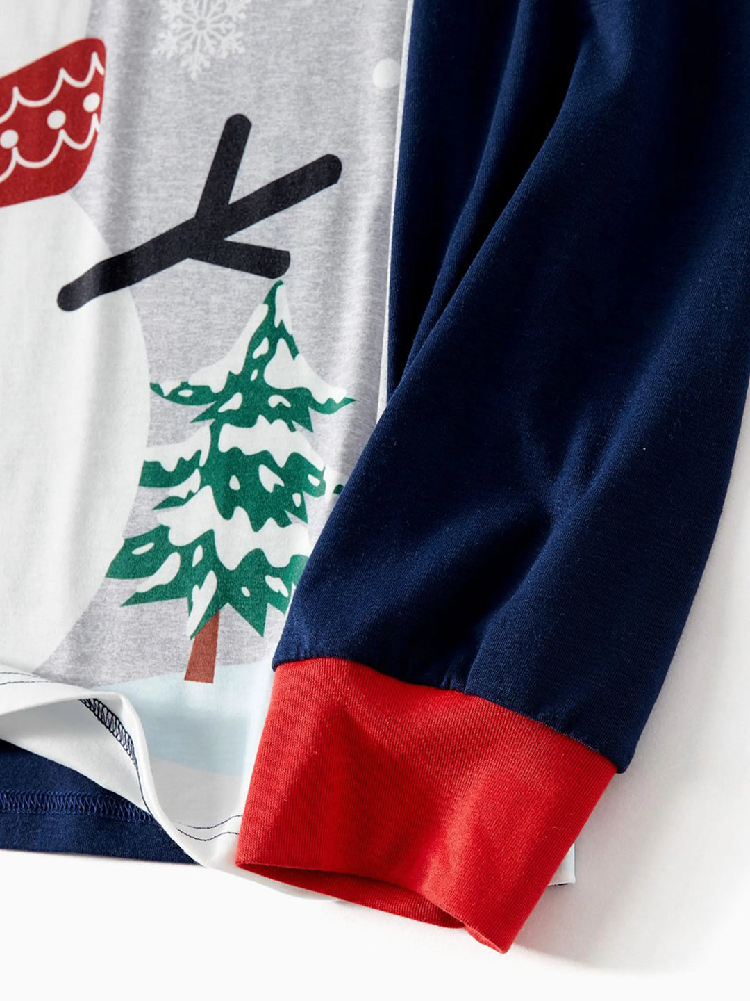 Conjuntos de Pijamas de Manga Raglan para Família com Estampas de Boneco de Neve e Carta de Natal, com Meias de Natal Coloridas