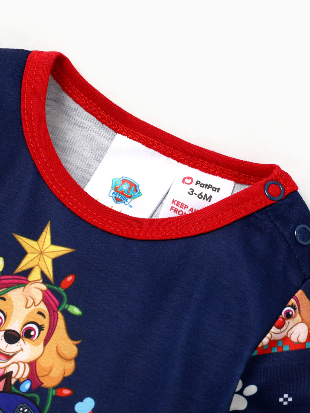 Conjuntos de Pijamas de Manga Longa com Estampado Integral da PAW Patrol para toda a família, acompanhados de Meias de Natal.