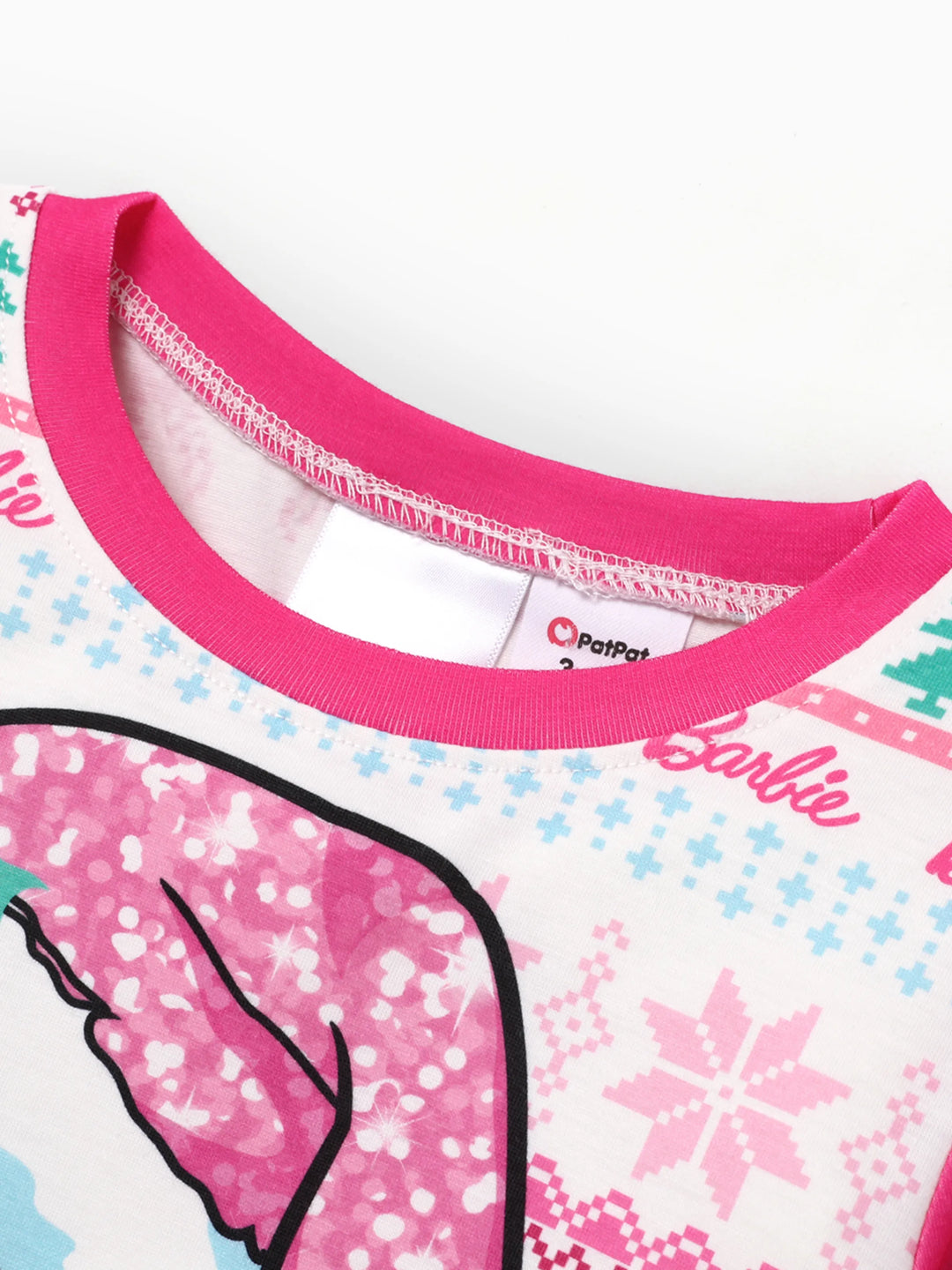 Conjuntos de Pijamas Barbie Mãe e Filha com Estampado de Neve e Renas para o Natal, Incluindo Meias de Natal