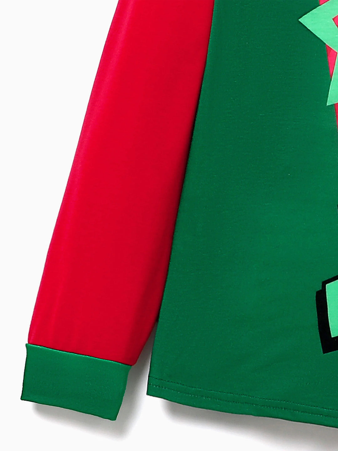 Conjuntos de Pijamas a Condizer para a Família com Impressão de Personagens ELF e Meias de Natal