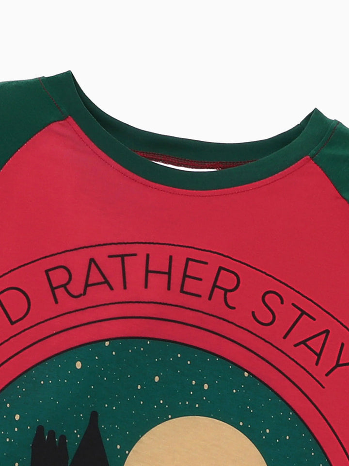 Conjuntos de Pijamas Combinados de Natal da Família Harry Potter com Meias de Natal de Hogwarts