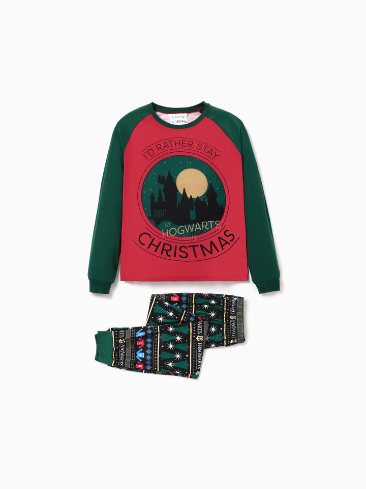 Conjuntos de Pijamas Combinados de Natal da Família Harry Potter com Meias de Natal de Hogwarts