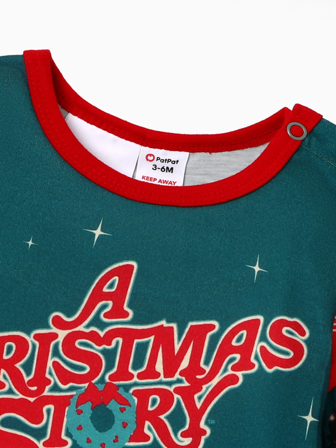 Conjunto de Pijamas Gráficos "A História de Natal" com Meias de Natal em Conjunto de Famílias Matching.