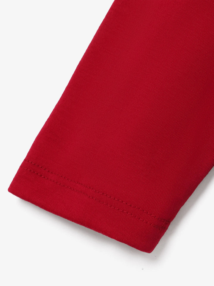 Conjuntos de Pijamas Com Uma Impressão de Hogwarts para Correspondência Familiar Harry Potter no Natal, com Meias de Natal