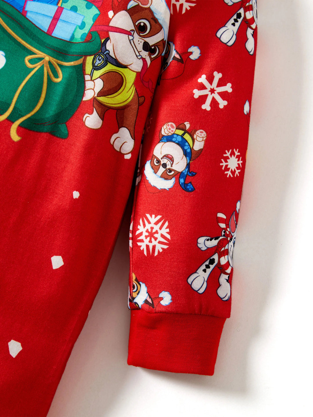 Conjunto de Pijamas de Natal em Família com Chase e Marshall da PAW Patrol, incluindo Meias de Natal.