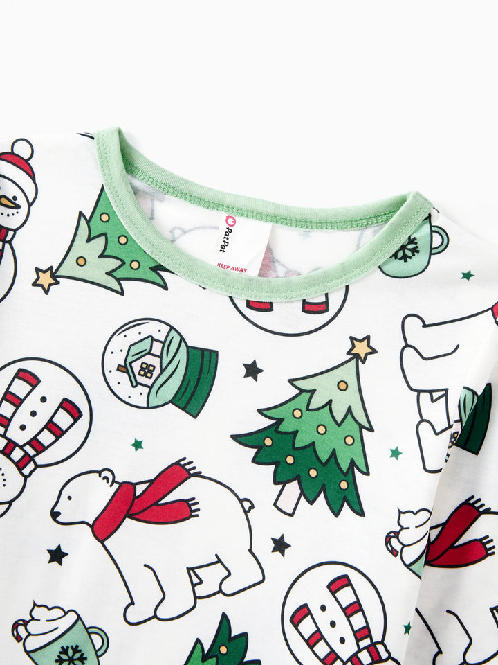Conjunto de Pijamas de Natal em Família com Mangas Longas – T-Shirts Verdes Muito Felizes e Calças com Padrão, Inclui Meias de Natal – Verde Primavera Médio