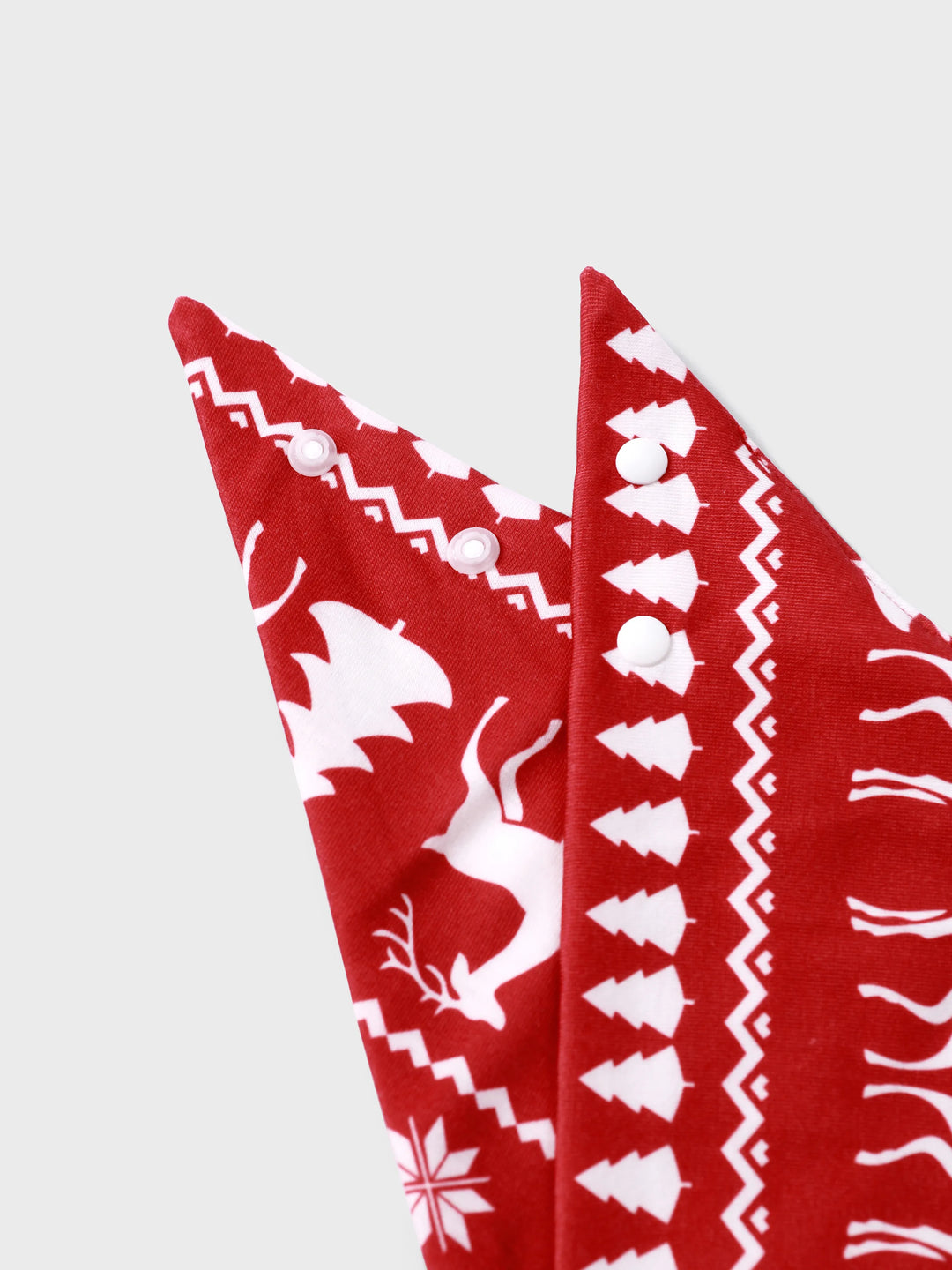 Conjuntos de Pijamas em Família com Estampa de Rena e Flocos de Neve para o Natal, Inclui Meias de Natal Vermelhas