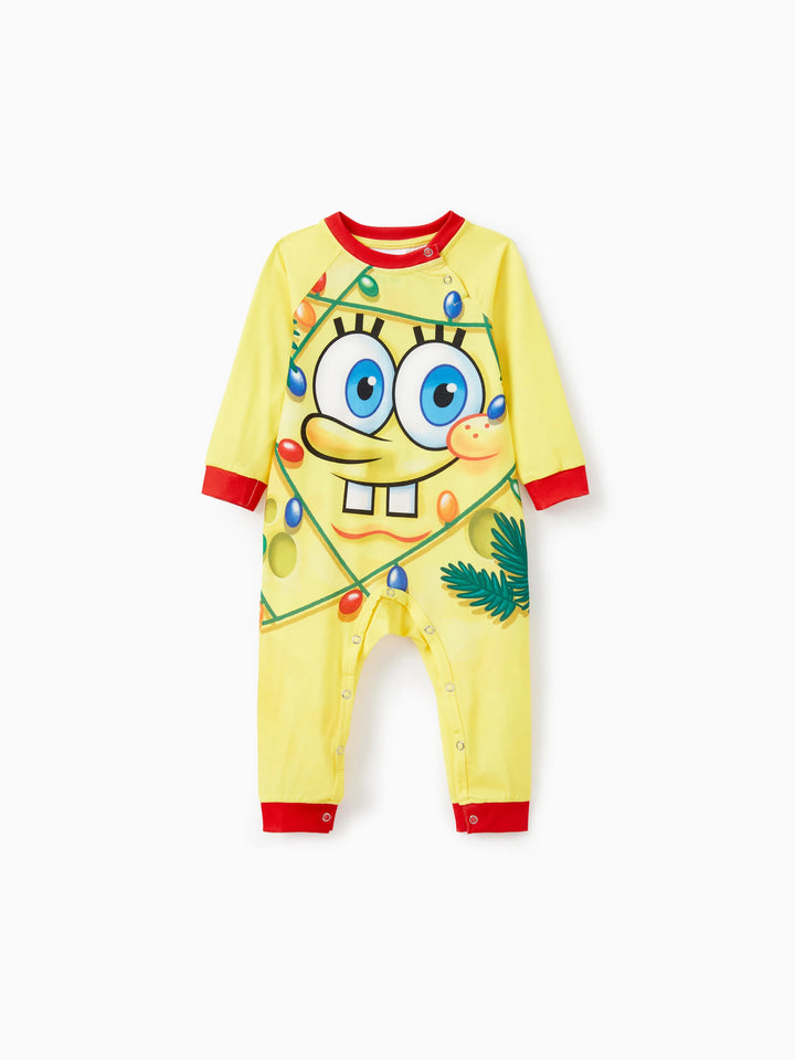 Conjuntos de Pijamas Natalícios em Conjunto Cor de Esponja Bob para a Família com Meias de Natal