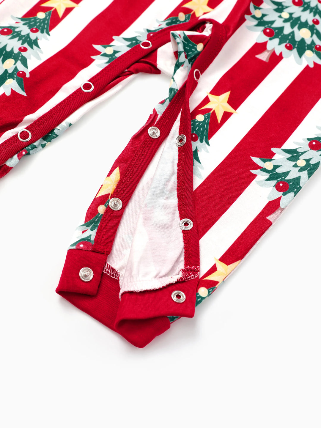 Conjuntos de Pijamas de Manga Longa em Estampa de Árvores com Riscas para a Família, com Meias de Natal - Vermelho