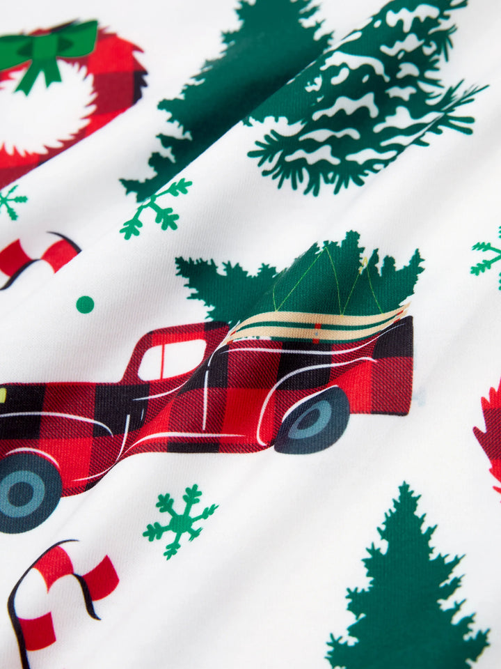 Conjunto de Pijamas de Manga Longa com Estampado de Árvores de Natal e Carros, Coordenados para a Família, com Meias de Natal em Várias Cores