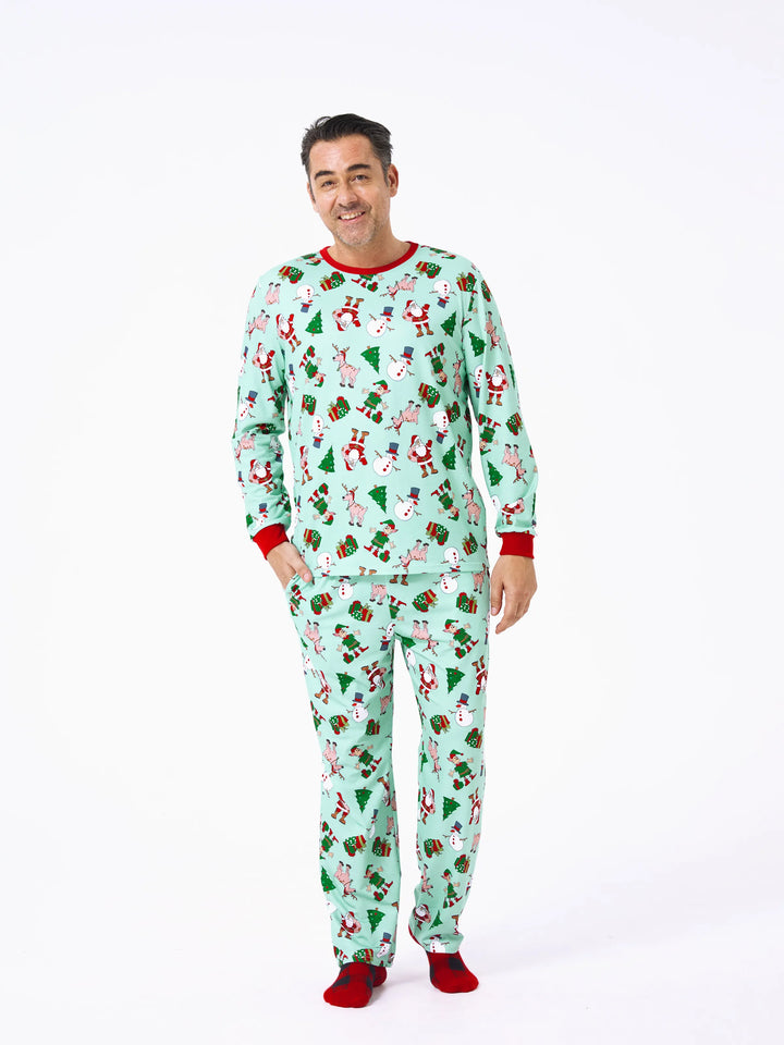 Conjunto de Pijamas de Natal Coordinate para Família com Estampa de Renas e Meias de Natal Verde Claro