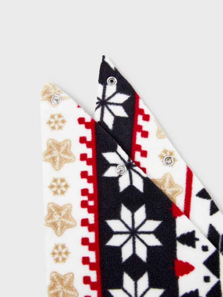 Conjunto de Pijamas de Fleece em Família para o Natal com Estampado de Gengibre e Flocos de Neve e Meias de Natal Vermelhas