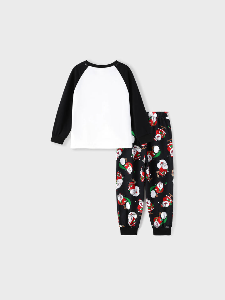 Conjunto de Pijamas em Família para Natal com Estampado de Pai Natal Preto e Branco e Meias de Natal Pretas