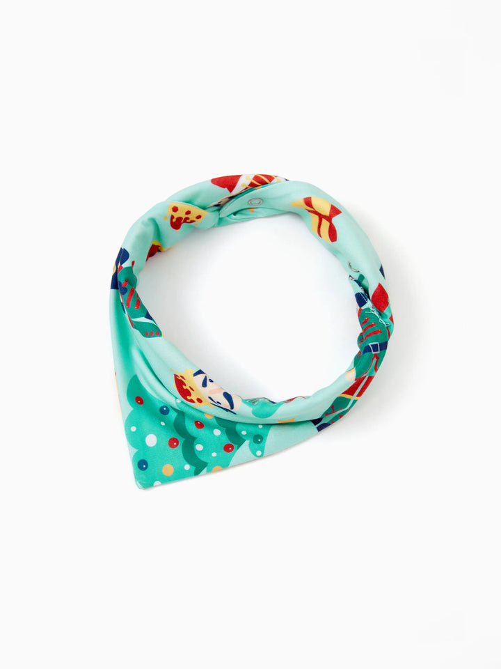 Conjunto de Pijamas Familiares de Natal em Coordenação com Estampa de Soldado e Árvore de Natal, incluindo Meias de Natal, Verde Claro