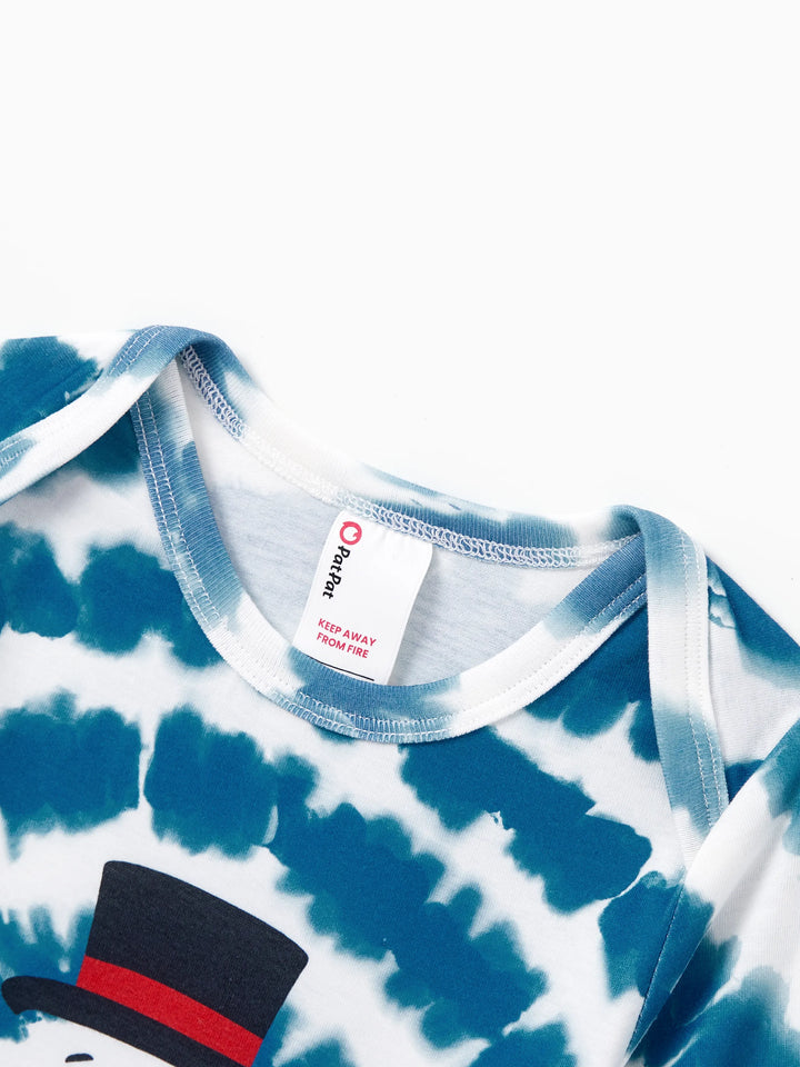 Conjunto de Pajamas de Natal em Família com Estampa de Boneco de Neve em Tie-dye Azul com Meias de Natal Azul Escuro