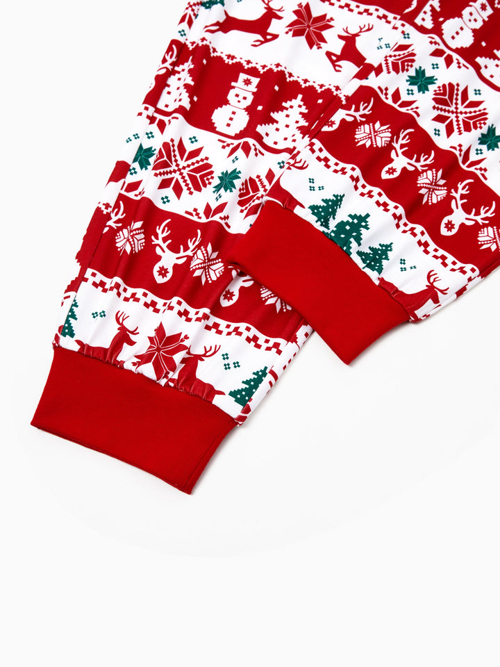 Conjunto de Pijamas de Natal para Família em Conjunto: Com Estampado de Rena e Boneco de Neve, Pijamas Vermelhos de Manga Longa com Meias de Natal Vermelhas.