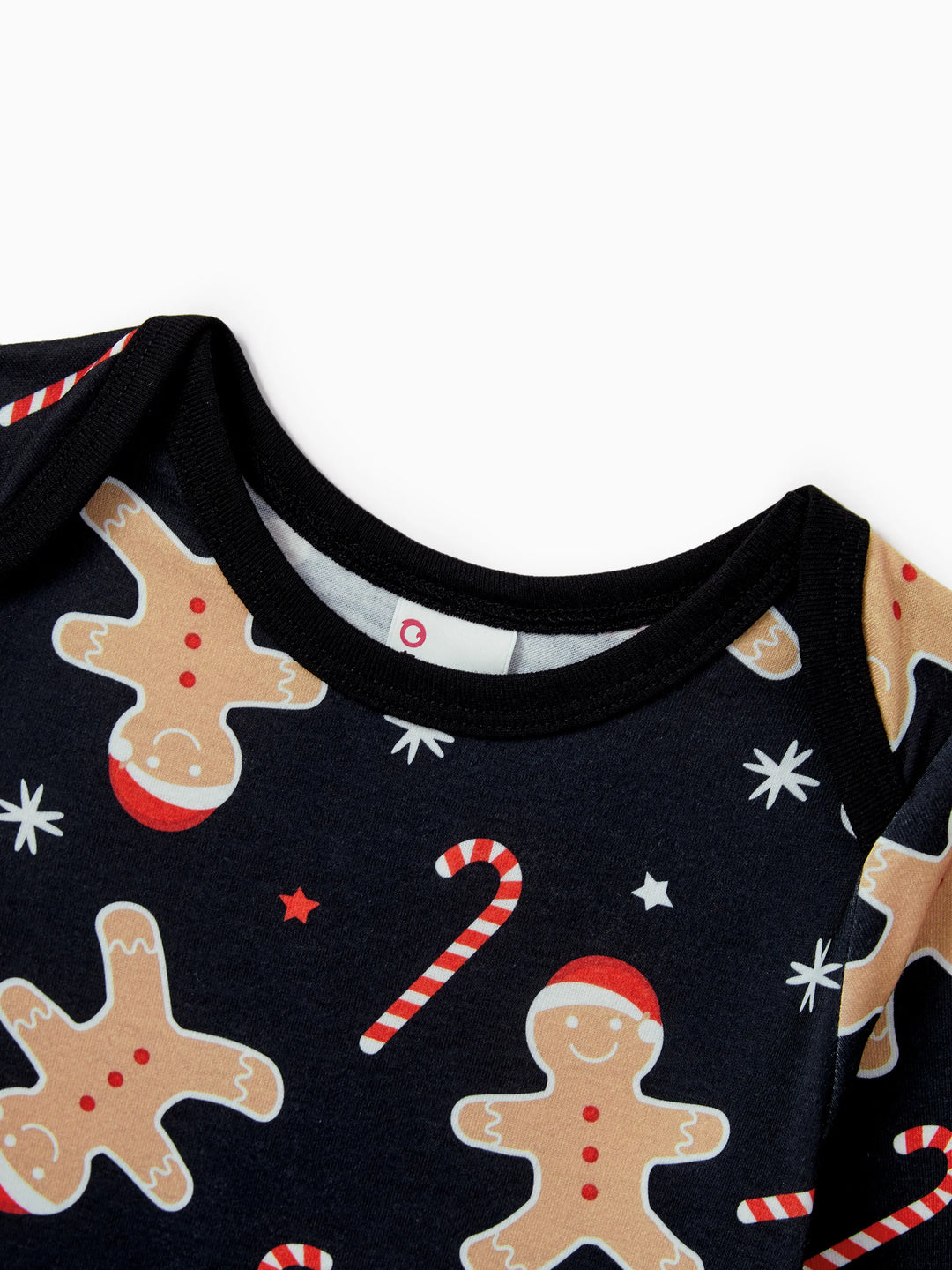 Conjunto de Pijamas de Natal Correspondentes para Família com Estampado de Bolachas de Gengibre - Pijamas Pretos com Meias de Natal Pretas