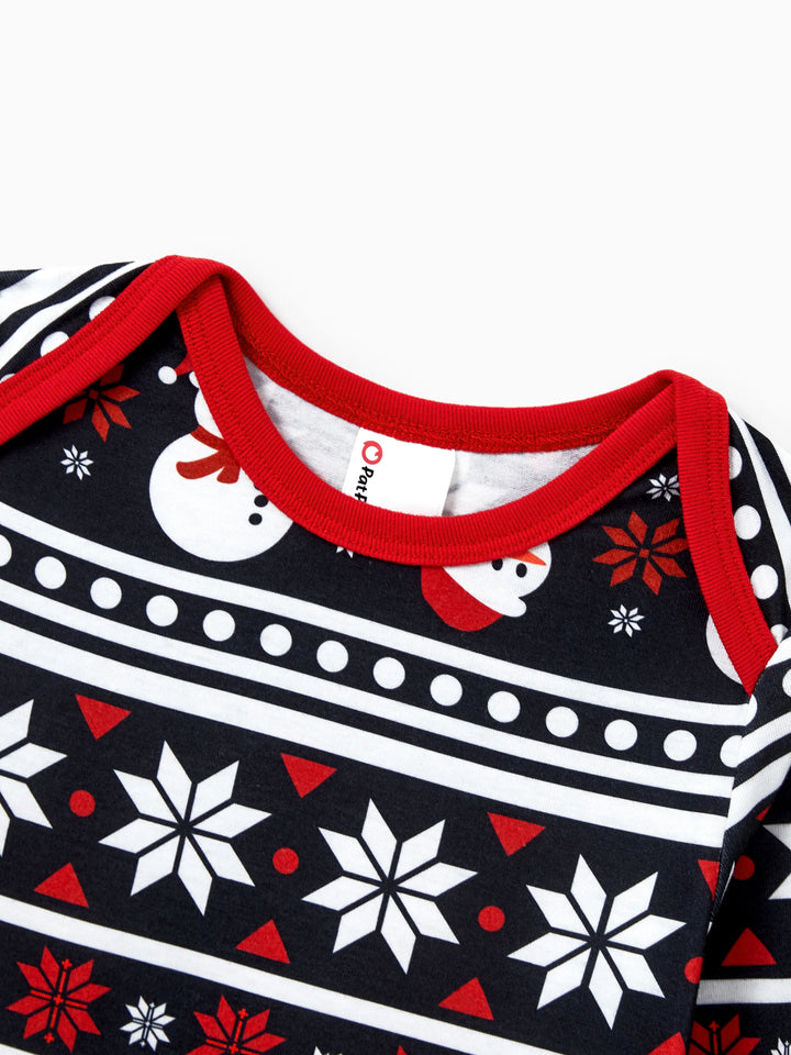 Conjunto de Pijamas de Natal para a Família com Estampa de Boneco de Neve e Árvore de Natal - Pijamas Pretos com Meias de Natal Pretas