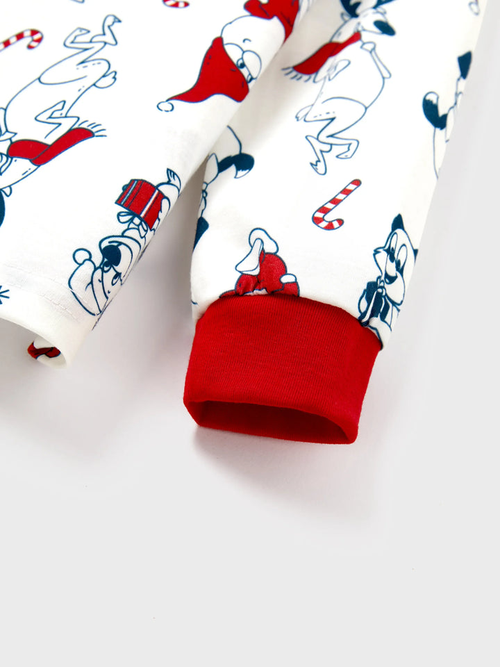 Conjunto de Pijamas Correspondentes para a Família com Estampa de Pai Natal e Cães, incluindo Meias de Natal, Brancas