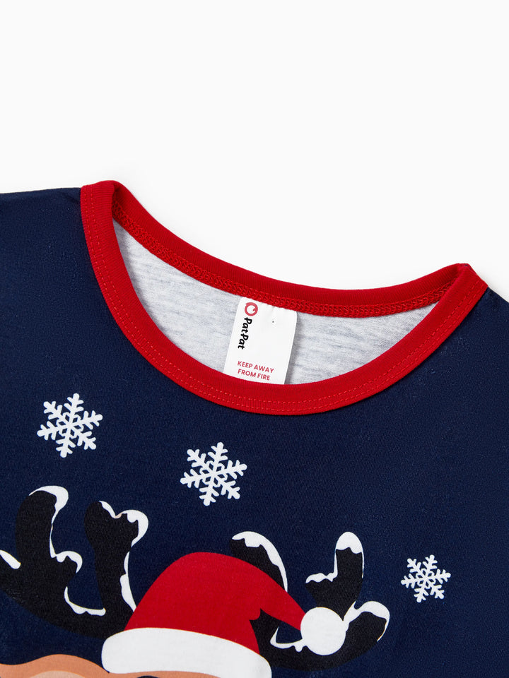 Conjunto de Pijamas para toda a Família a Condizer com Estampa de Renas e Flocos de Neve Azul Escuro