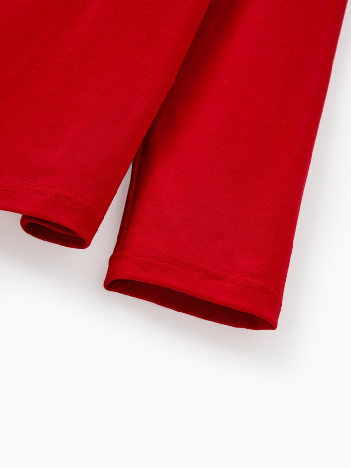 Conjunto de Pijamas em Conjunto para a Família com Estampa de Renas que Brilha no Escuro e Meias de Natal Vermelhas