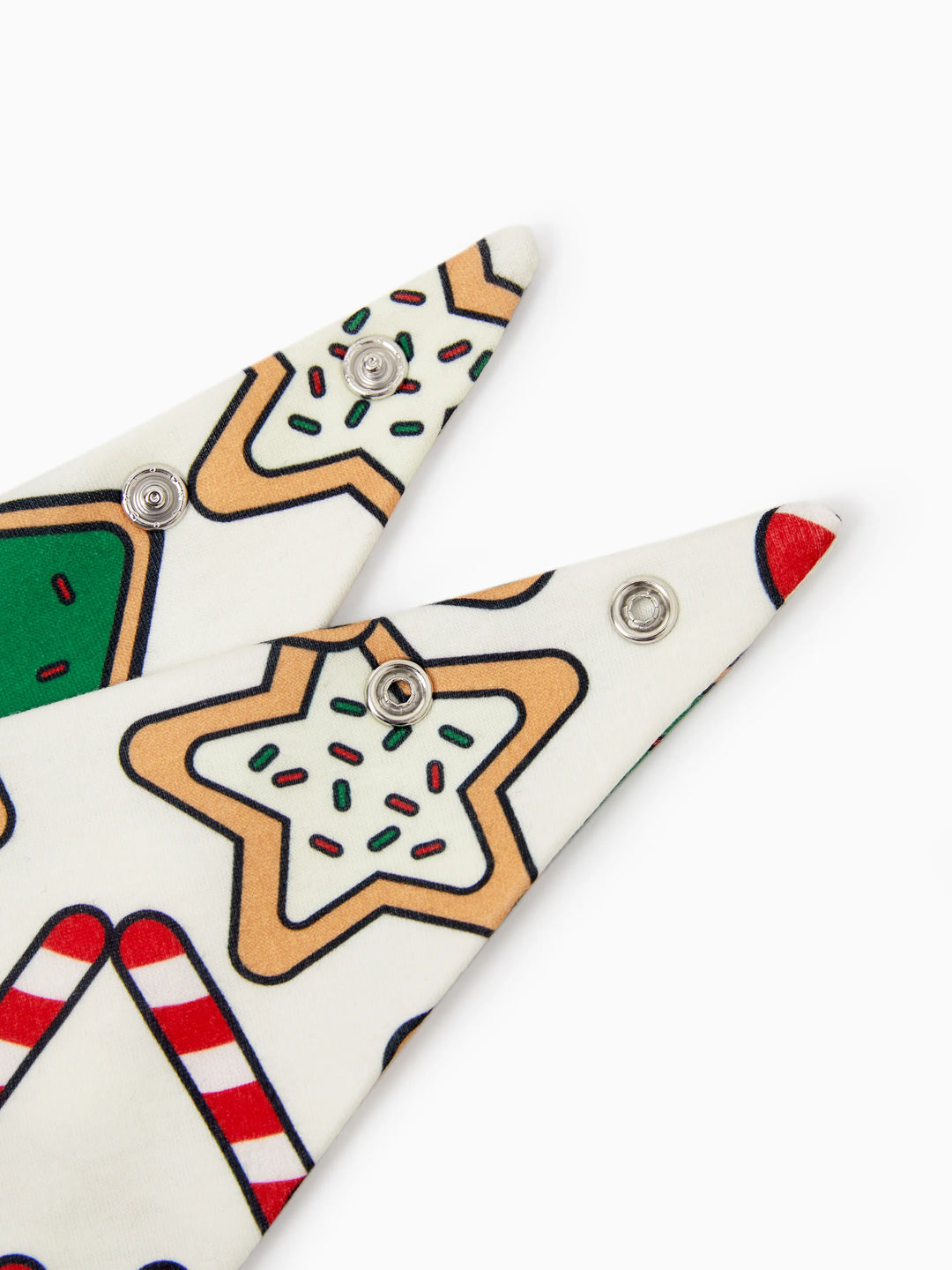 Conjunto de Pijamas em Família a Condizer para o Natal Estampado com Árvore de Natal em Vermelho e Abricot, com Meias de Natal em Abricot