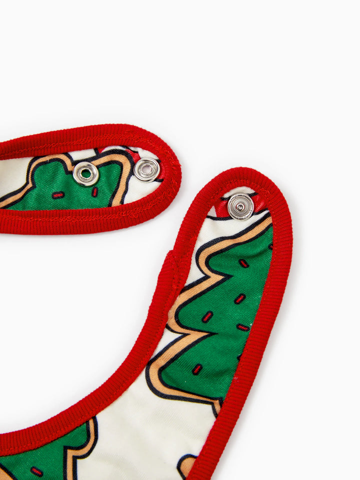 Conjunto de Pijamas em Família a Condizer para o Natal Estampado com Árvore de Natal em Vermelho e Abricot, com Meias de Natal em Abricot