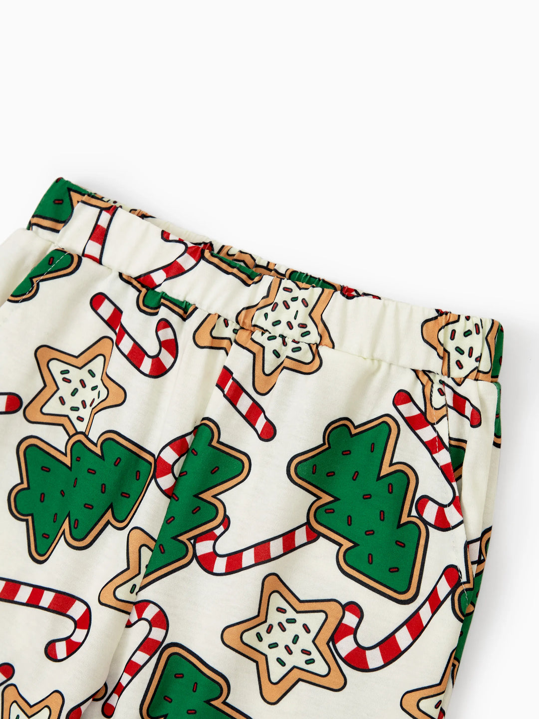 Conjunto de Pijamas em Família a Condizer para o Natal Estampado com Árvore de Natal em Vermelho e Abricot, com Meias de Natal em Abricot