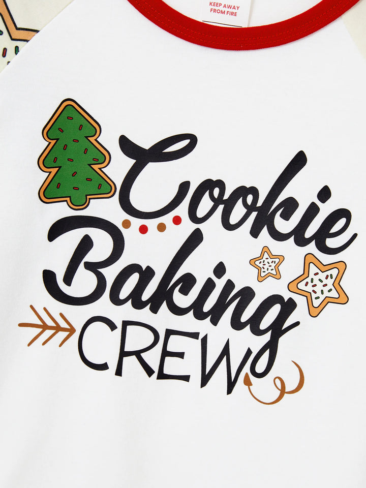 Conjunto de Pijamas em Família a Condizer para o Natal Estampado com Árvore de Natal em Vermelho e Abricot, com Meias de Natal em Abricot