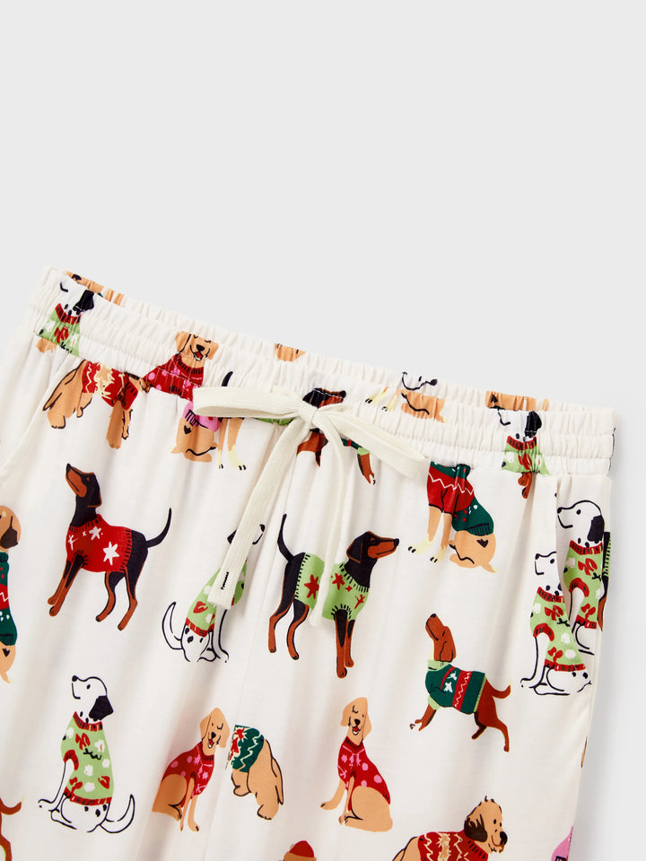 Conjunto de Pijamas Coincidentes para a Família no Natal com Vários Design de Cães e Meias de Natal em Cor Apricot