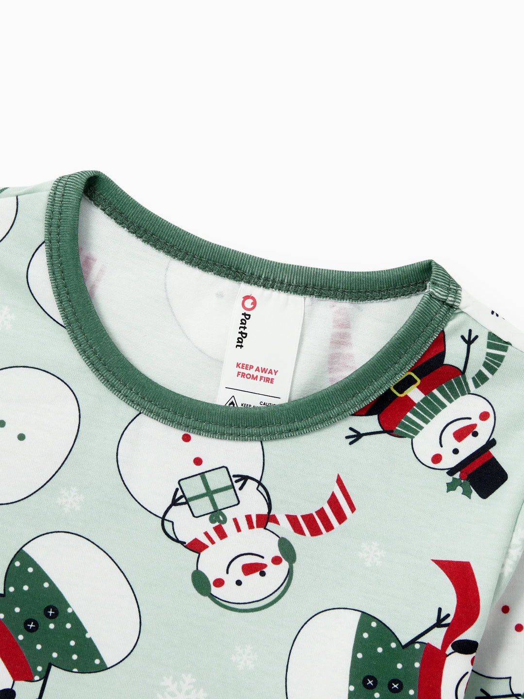 Conjunto de Pijamas de Natal em Família com Estampa de Boneco de Neve e Meias de Natal em Verde Menta