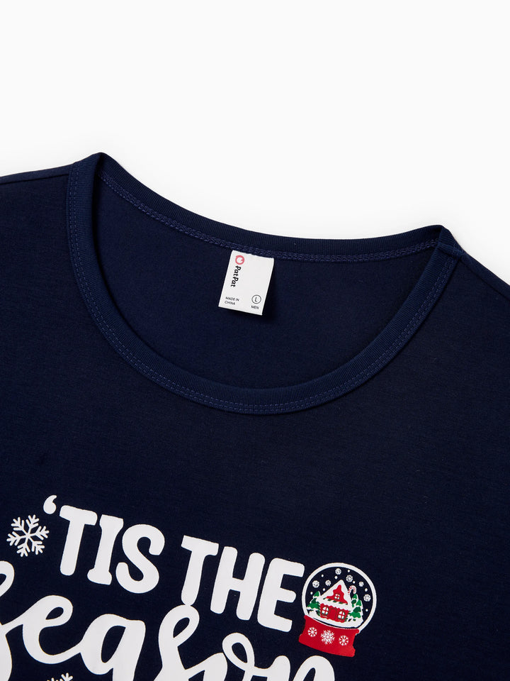 Conjunto de Pijamas para a Família Natalícios a Condizer que Brilha no Escuro - Pai Natal em Azul Escuro com Meias de Natal em Azul Profundo