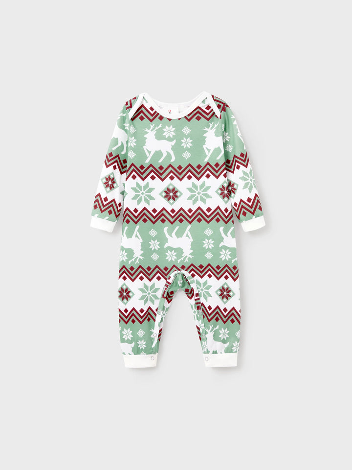 Conjunto de Pijamas de Natal para a Família com Estampado de Espírito Natalício e Flocos de Neve, incluindo Meias de Natal - Verde Claro