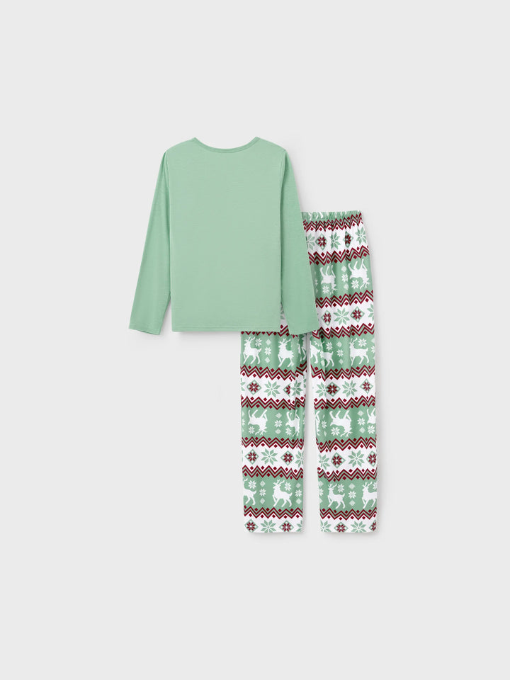 Conjunto de Pijamas de Natal para a Família com Estampado de Espírito Natalício e Flocos de Neve, incluindo Meias de Natal - Verde Claro