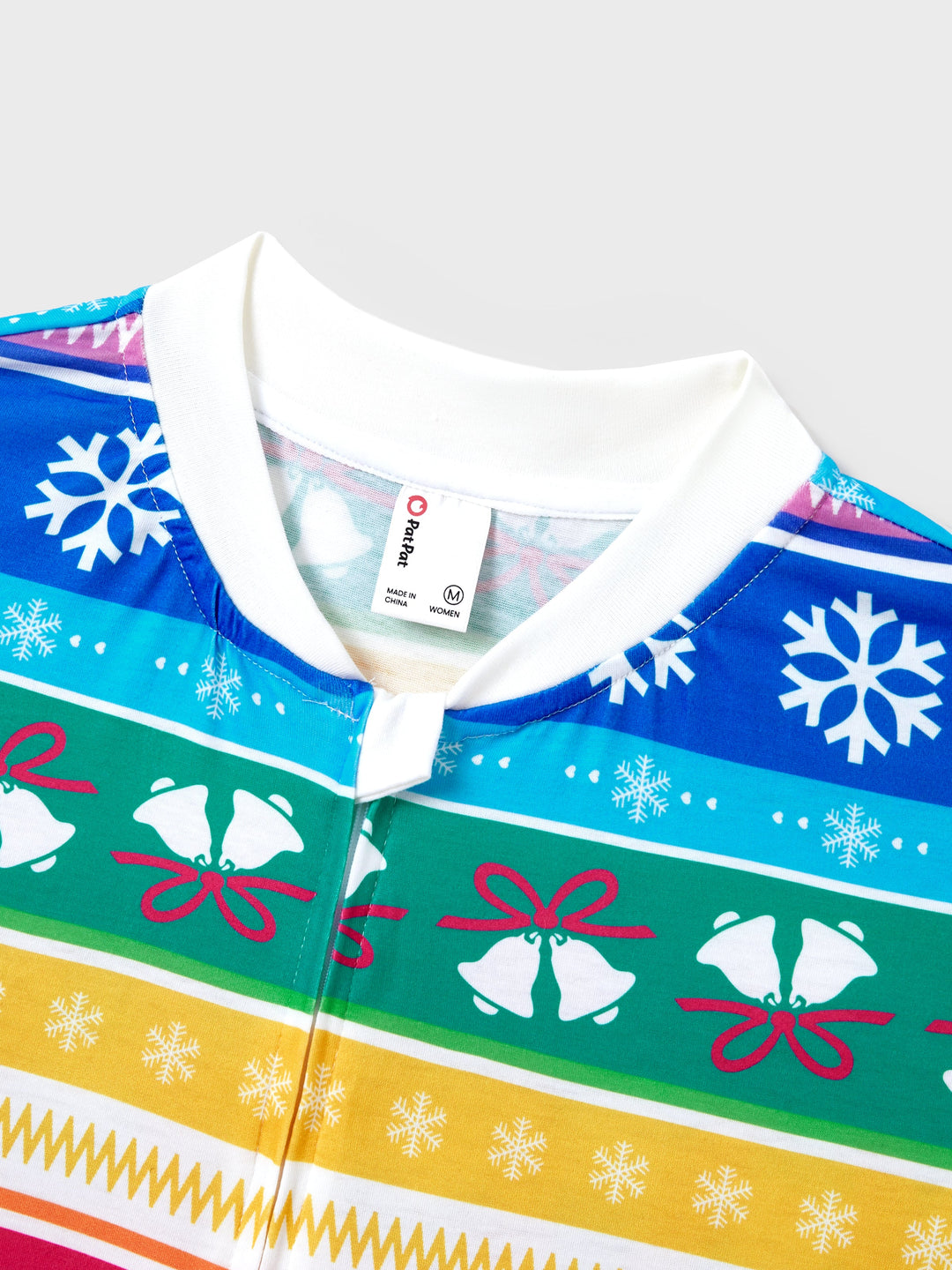 Conjunto de Pijamas de Natal para a Família com Padrão de Gnomos e Listras, incluindo Meias de Natal em Multicor