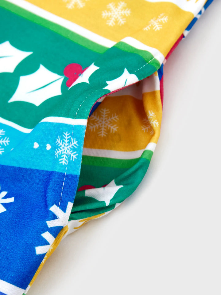 Conjunto de Pijamas de Natal para a Família com Padrão de Gnomos e Listras, incluindo Meias de Natal em Multicor