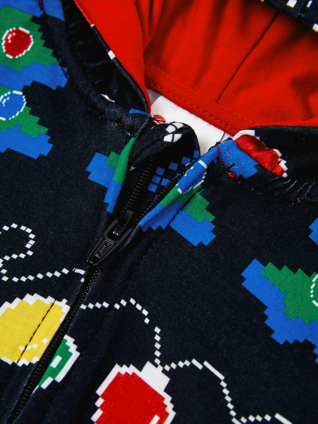 Conjunto de Pijamas de Natal para a Família com Estampado de Árvore de Natal e Meias de Natal Pretas