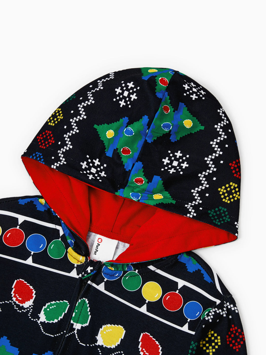 Conjunto de Pijamas de Natal para a Família com Estampado de Árvore de Natal e Meias de Natal Pretas